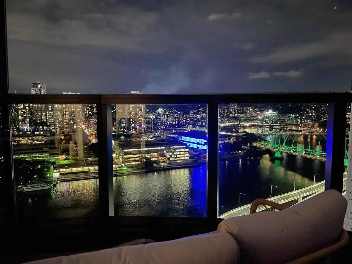Brisbane Riverfront Oasis 2Bed Panoramic Riverview