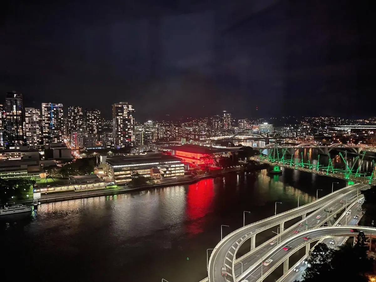 Brisbane Riverfront Oasis 2Bed Panoramic Riverview Lejlighed