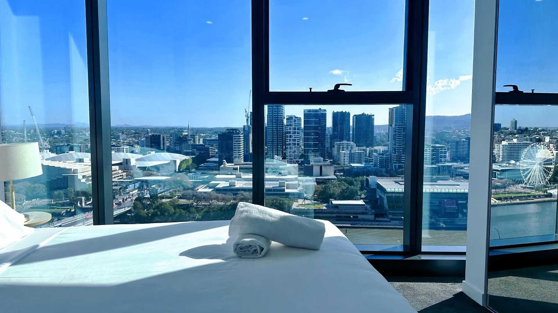 Brisbane Riverfront Oasis 2Bed Panoramic Riverview