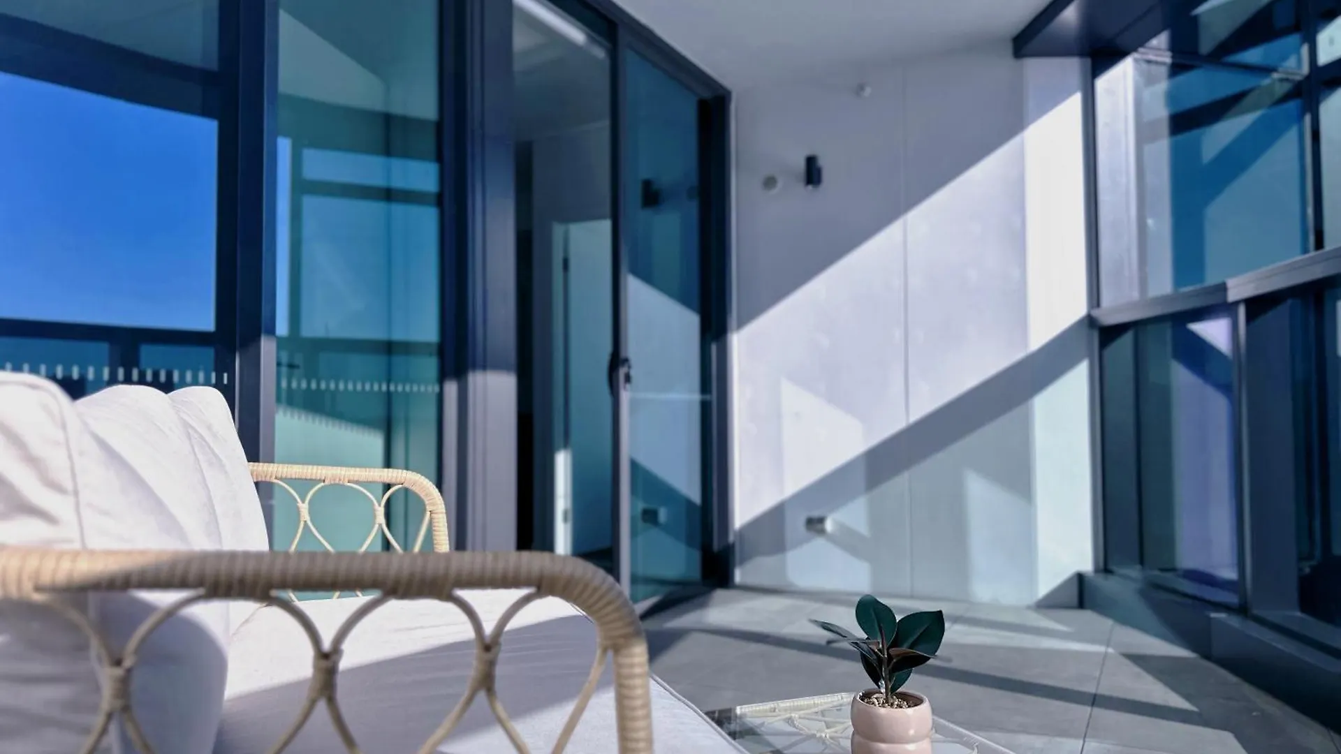 Brisbane Riverfront Oasis 2Bed Panoramic Riverview Lejlighed